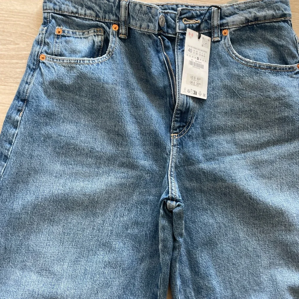 Zara Women's Balloon Baggy Jeans - Picture 4 of 7